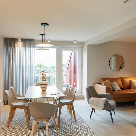 Bades Huk Ferien-resort * Hohenkirchen (Nordwestmecklenburg)