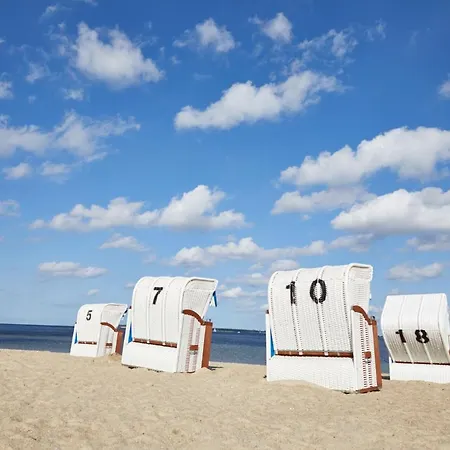 Bades Huk Ferien-resort * Hohenkirchen (Nordwestmecklenburg)