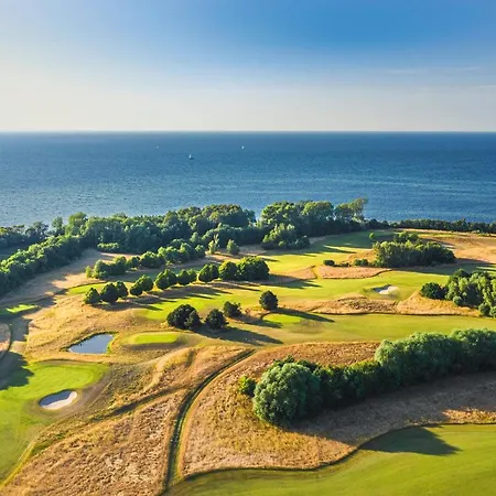 Bades Huk Ferien-resort * Hohenkirchen (Nordwestmecklenburg)